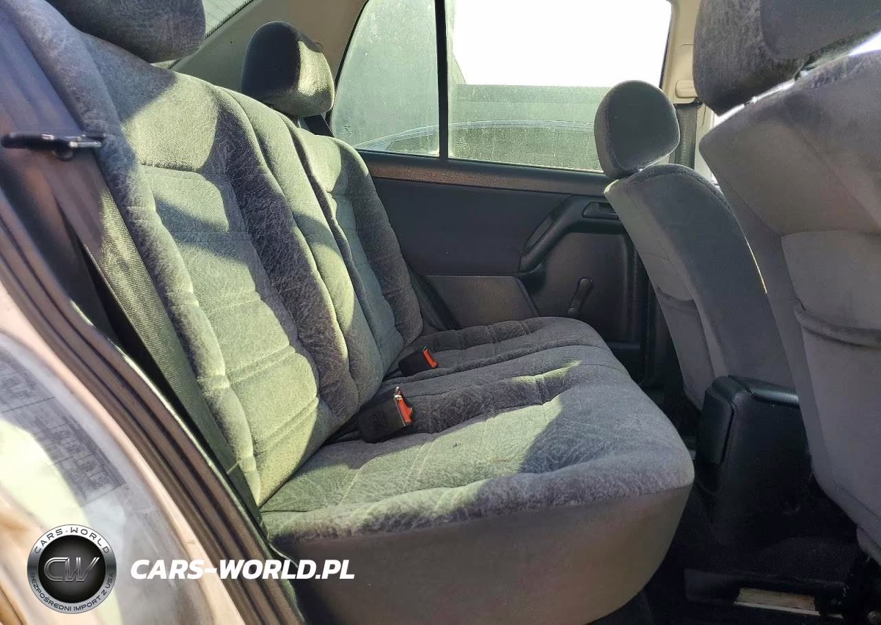 1996 Volkswagen Jetta Trek VIN:3VWWB81HXTM117865 - 10