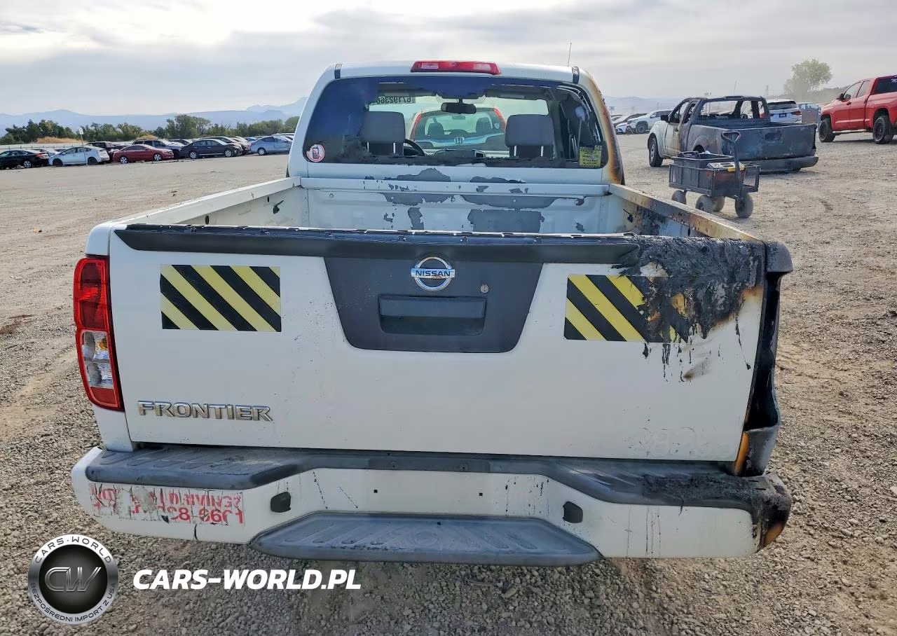2018 Nissan Frontier S VIN:1N6BD0CTXJN745522 - 6