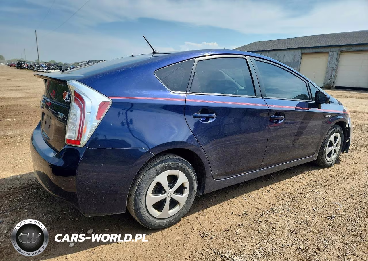 2014 Toyota Prius VIN:JTDKN3DU8E0370127 - 3