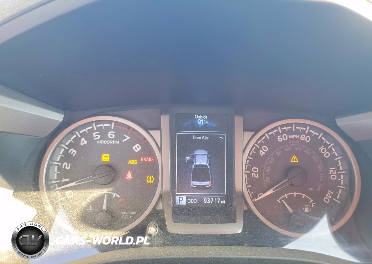 2018 Toyota Tacoma Sr5 V6 VIN:3TMCZ5AN8JM151306 - 9