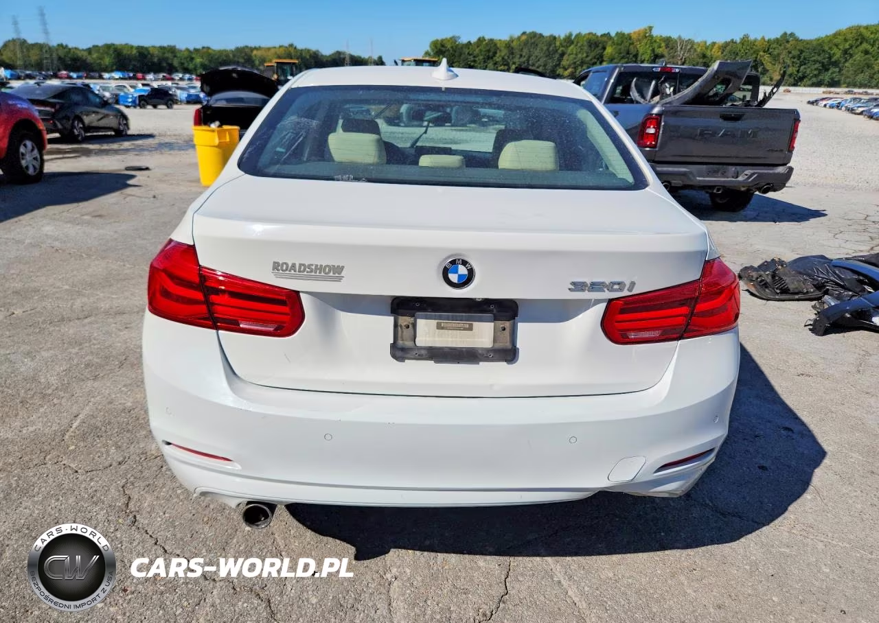 2018 BMW 320 I VIN:WBA8A9C56JAH12066 - 6