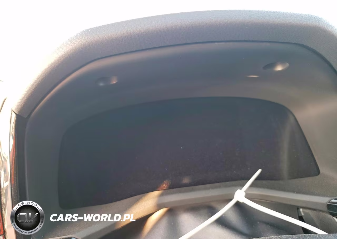 2026 Toyota Camry Le VIN:4T1DAACKXTU753559 - 9