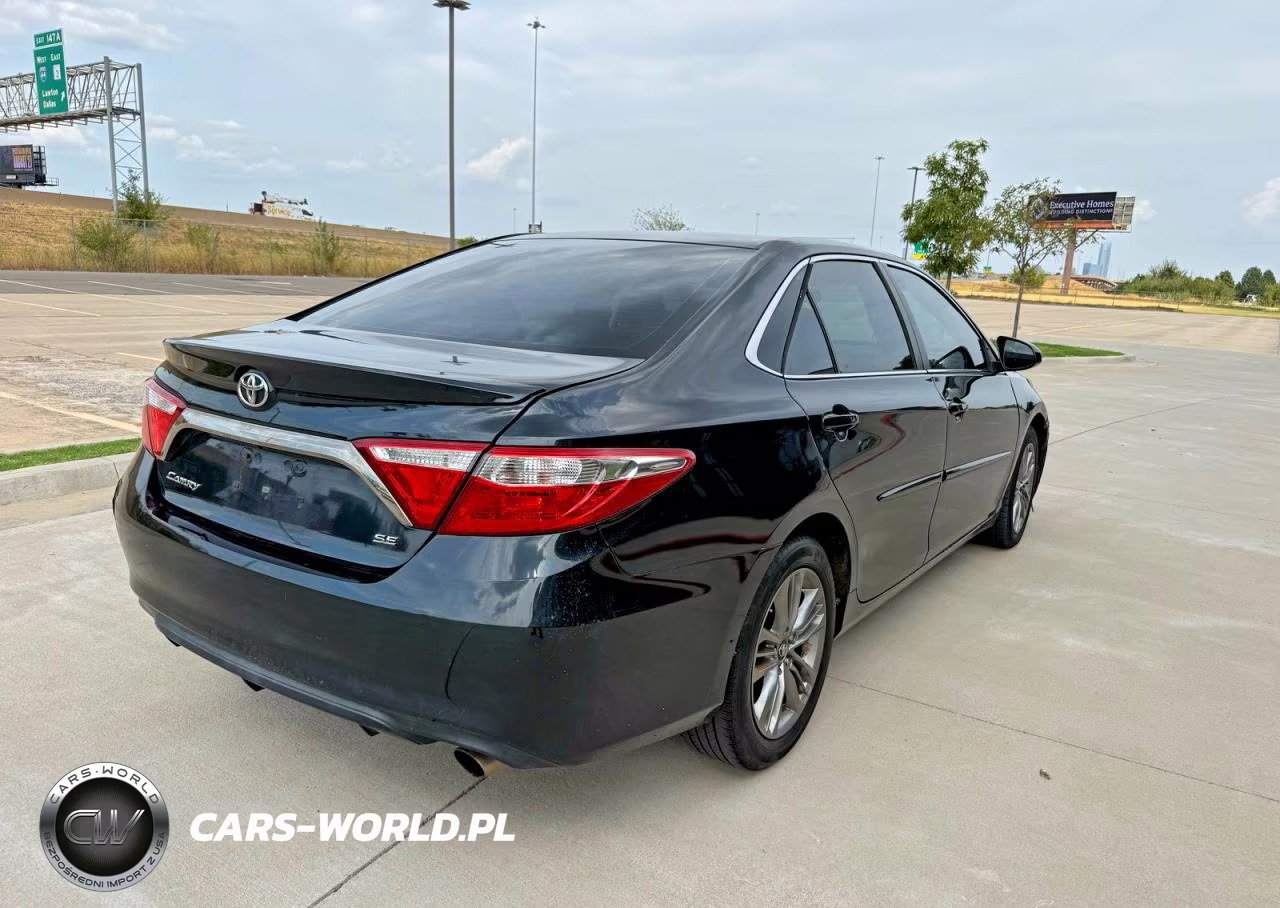 2017 Toyota Camry Le VIN:4T1BF1FK7HU645539 - 4