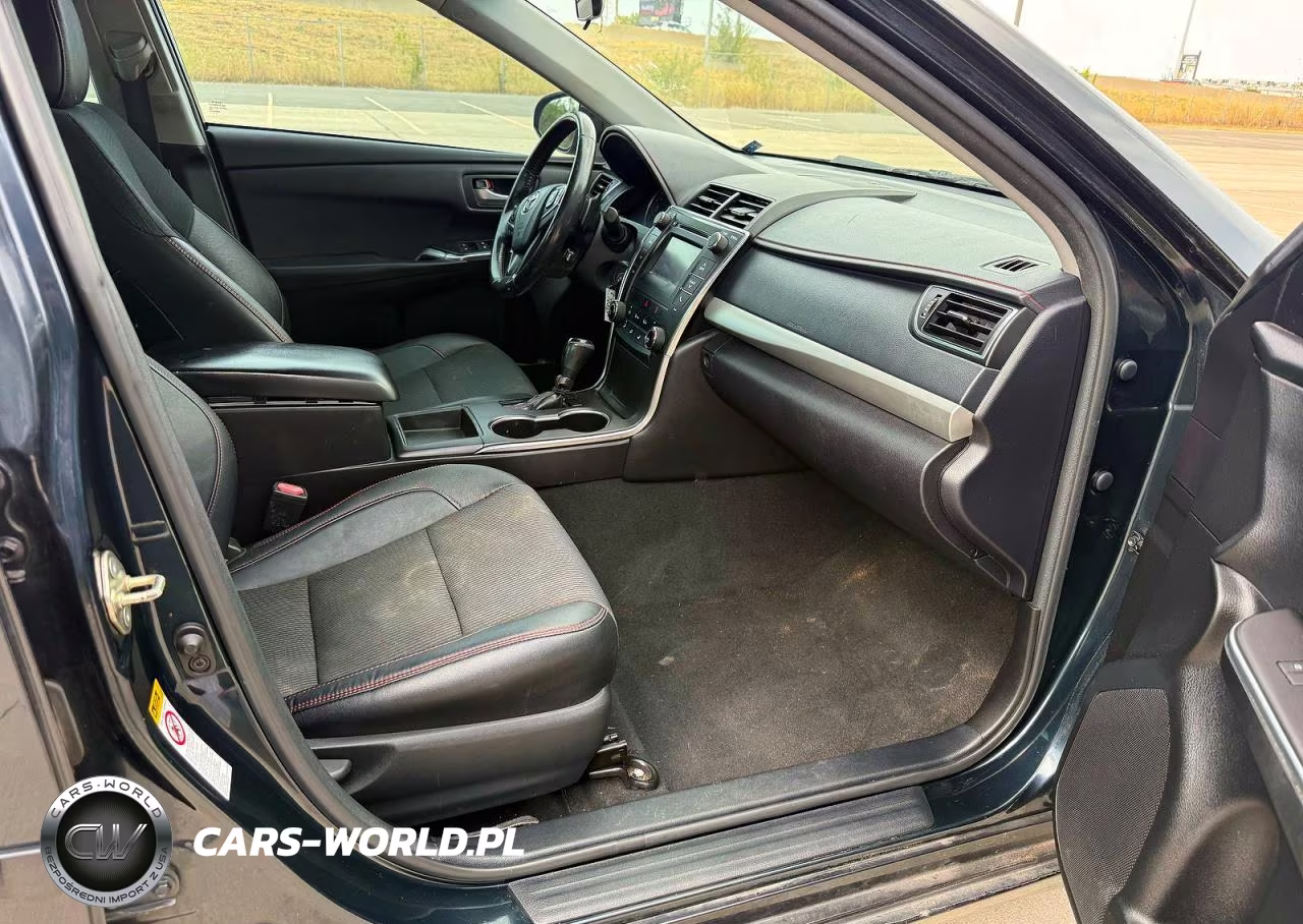 2017 Toyota Camry Le VIN:4T1BF1FK7HU645539 - 5