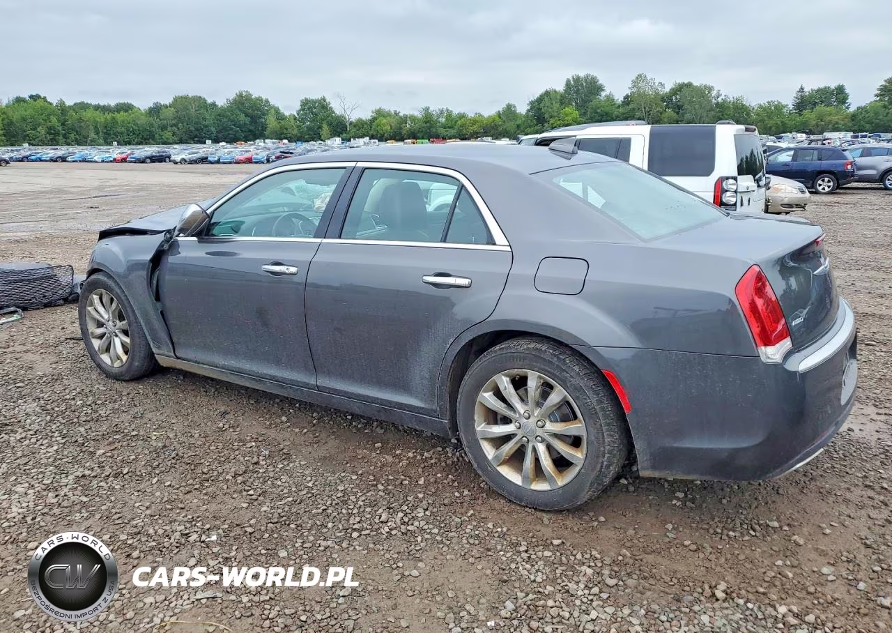 2018 Chrysler 300 Limited VIN:2C3CCAKG8JH137788 - 2