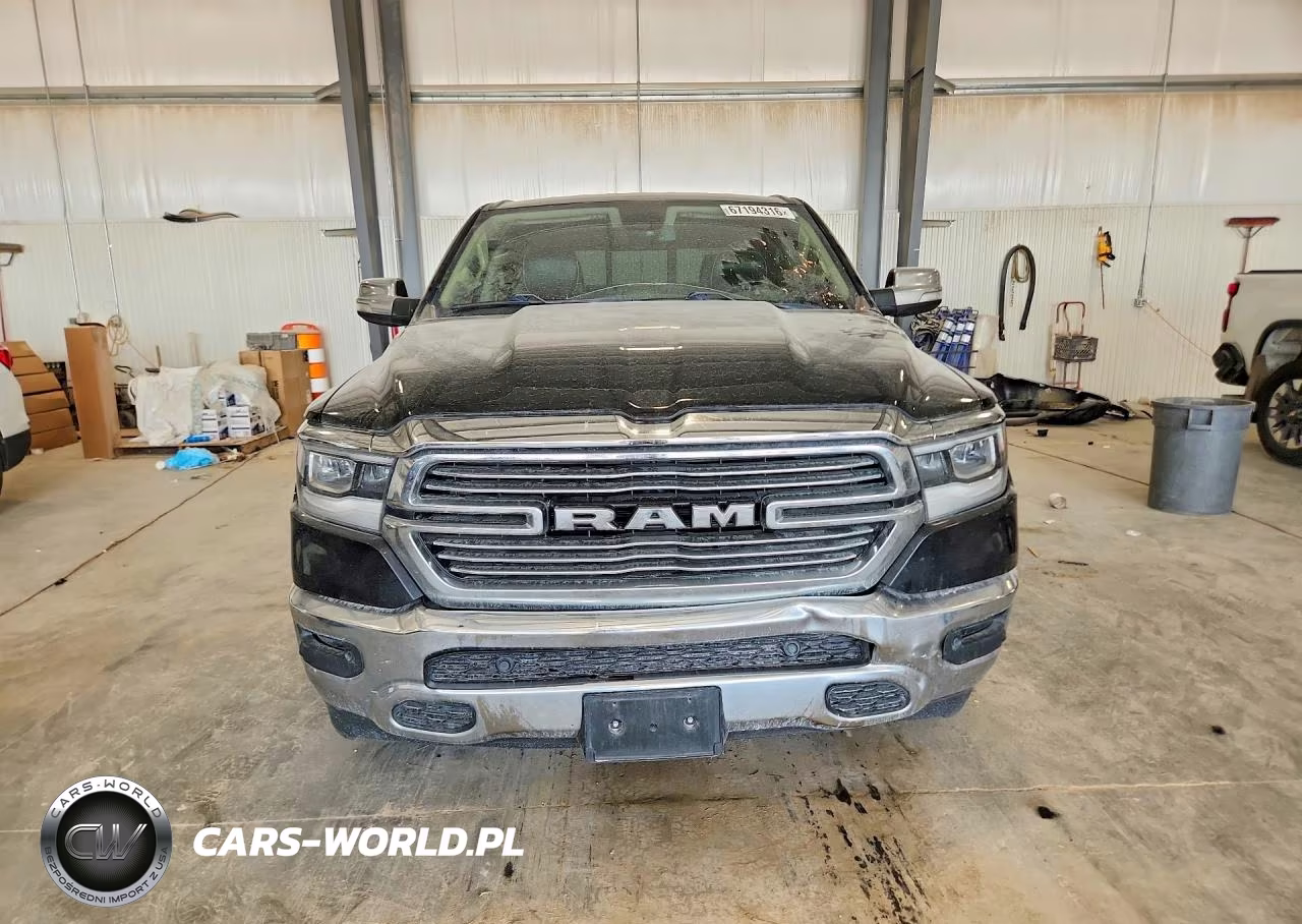2020 Ram 1500 Laramie VIN:1C6SRFJT7LN414045 - 5