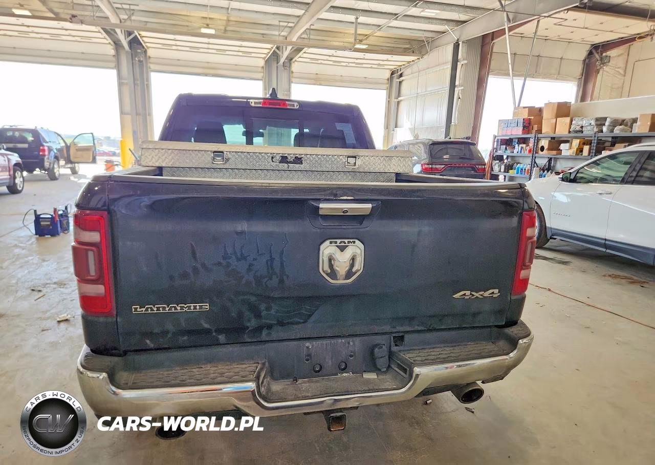 2020 Ram 1500 Laramie VIN:1C6SRFJT7LN414045 - 6