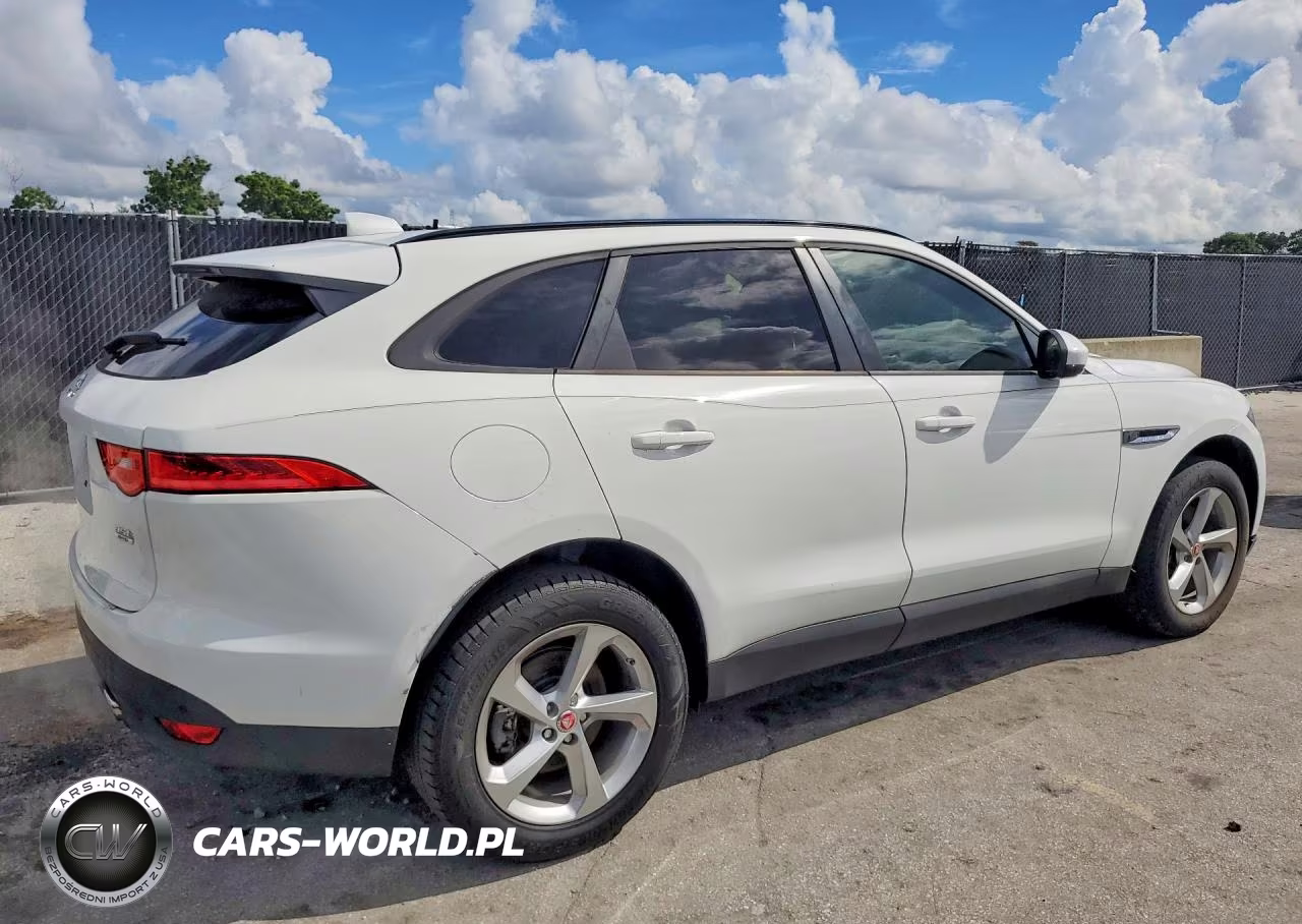 2017 Jaguar F-Pace Premium VIN:SADCJ2BV4HA067080 - 3
