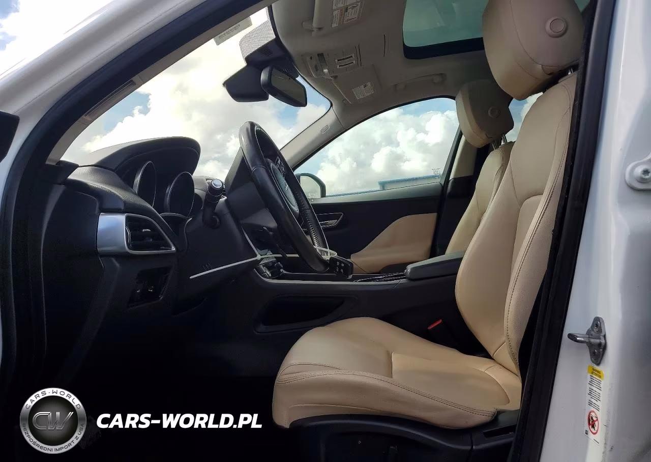 2017 Jaguar F-Pace Premium VIN:SADCJ2BV4HA067080 - 7