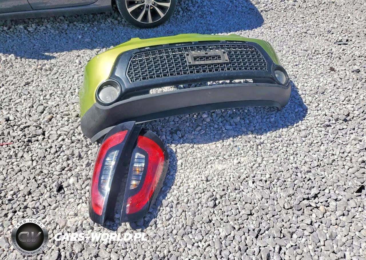 2016 Kia Soul + VIN:KNDJP3A59G7833857 - 12