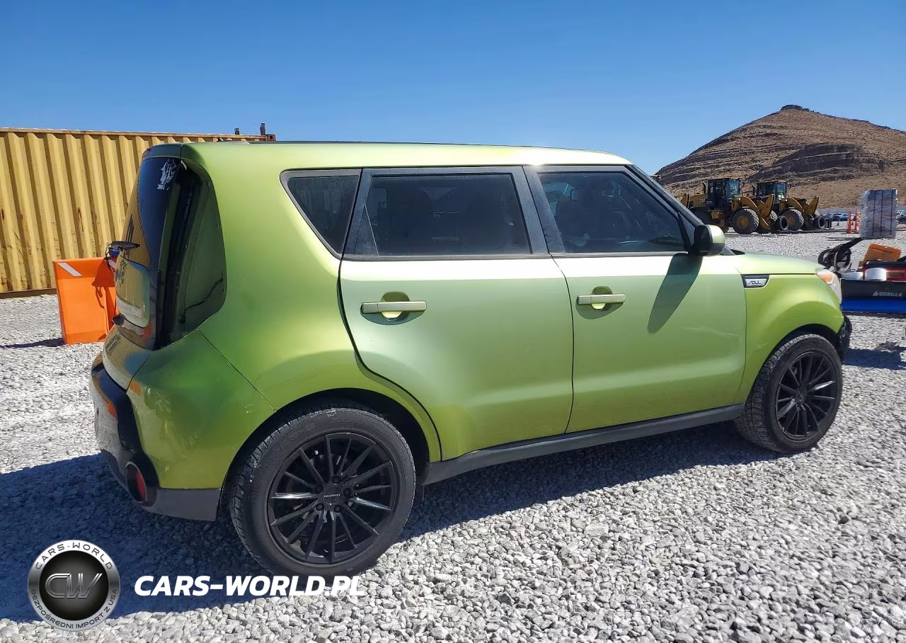 2016 Kia Soul + VIN:KNDJP3A59G7833857 - 3