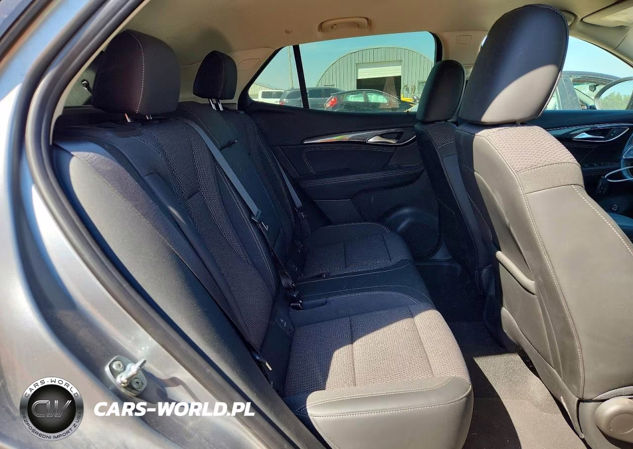 2023 Buick Envision Preferred VIN:LRBFZMR49PD213642 - 10
