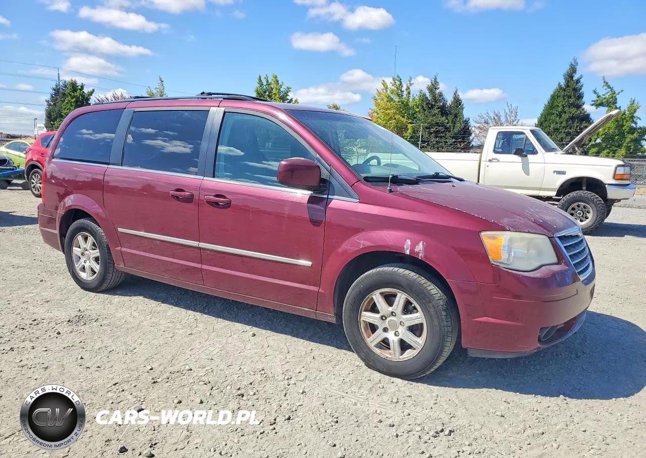 2009 Chrysler Town & Country Touring VIN:2A8HR541X9R509775 - 4