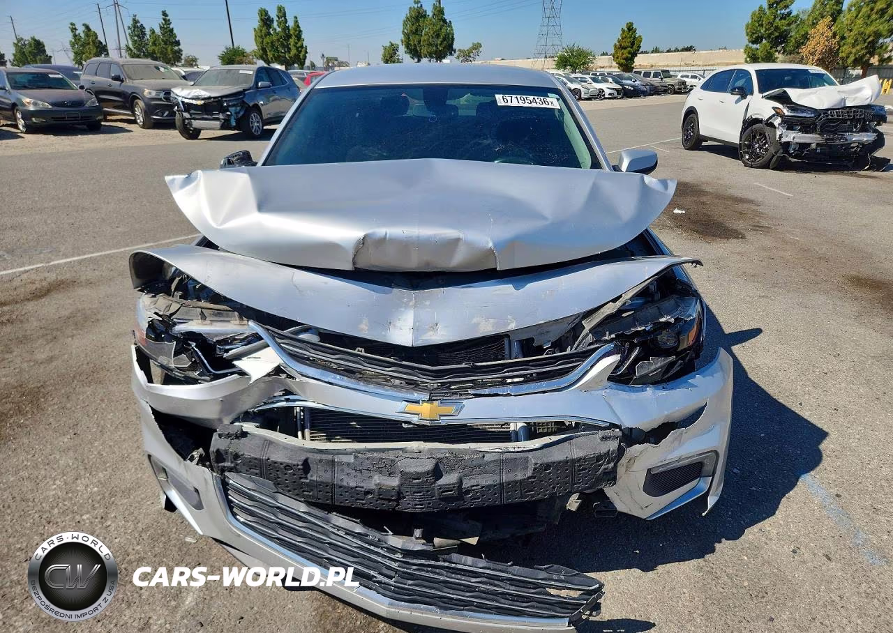 2018 Chevrolet Malibu Lt VIN:1G1ZD5ST4JF177545 - 5