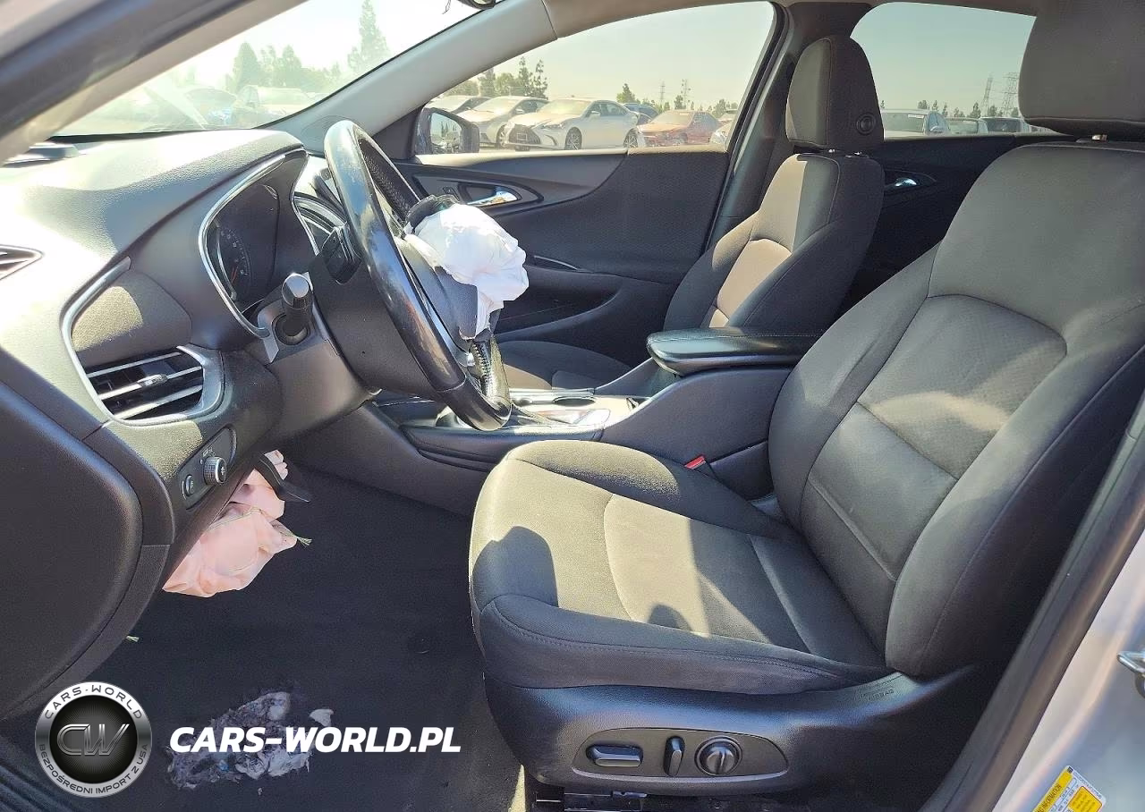 2018 Chevrolet Malibu Lt VIN:1G1ZD5ST4JF177545 - 7