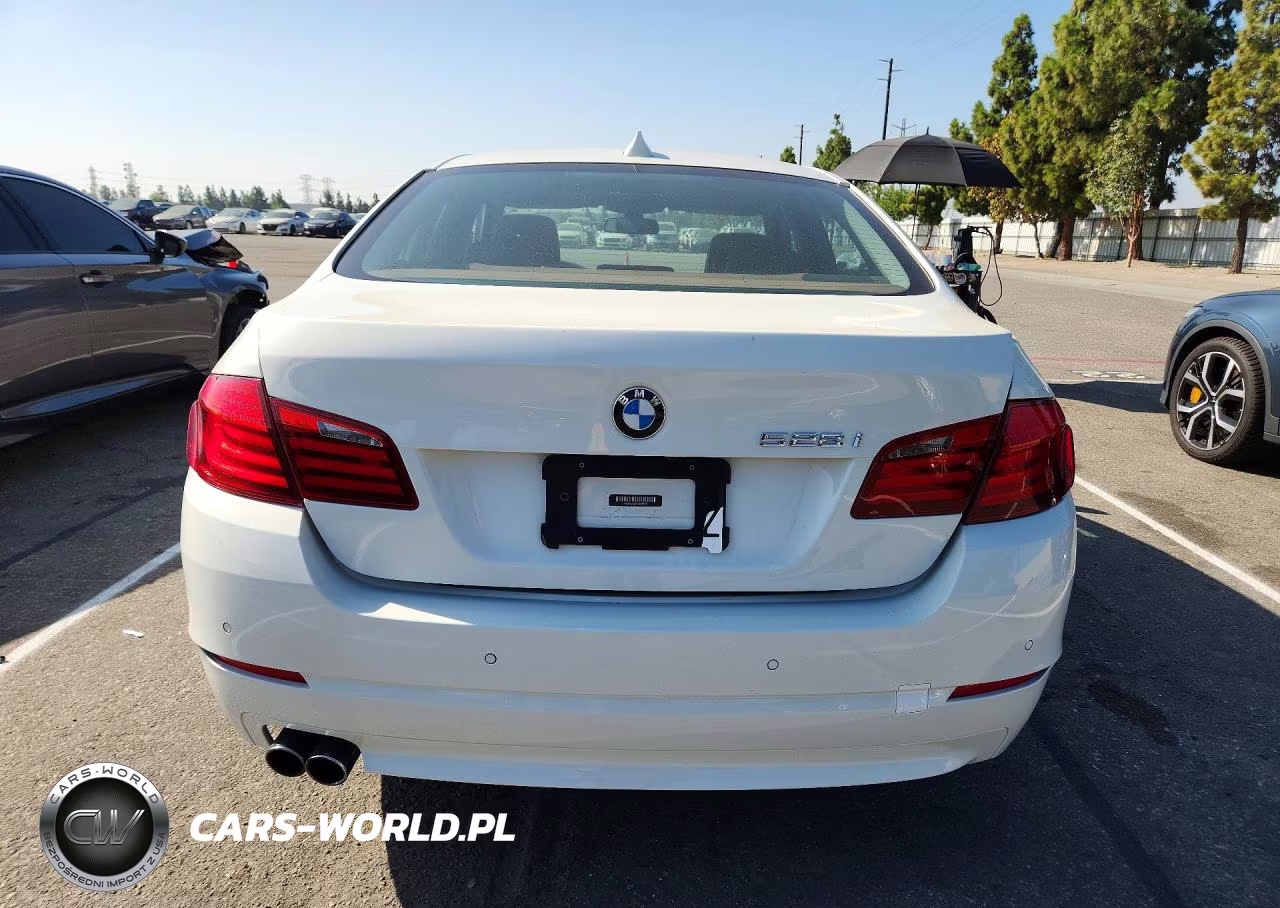 2013 BMW 528 I VIN:WBAXG5C59DD232381 - 6