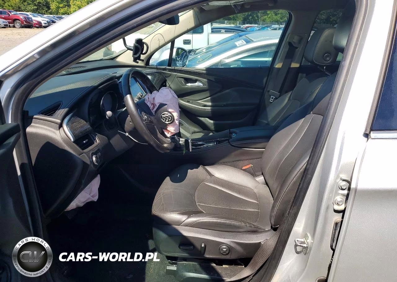 2017 Buick Envision Essence VIN:LRBFXBSAXHD111911 - 7