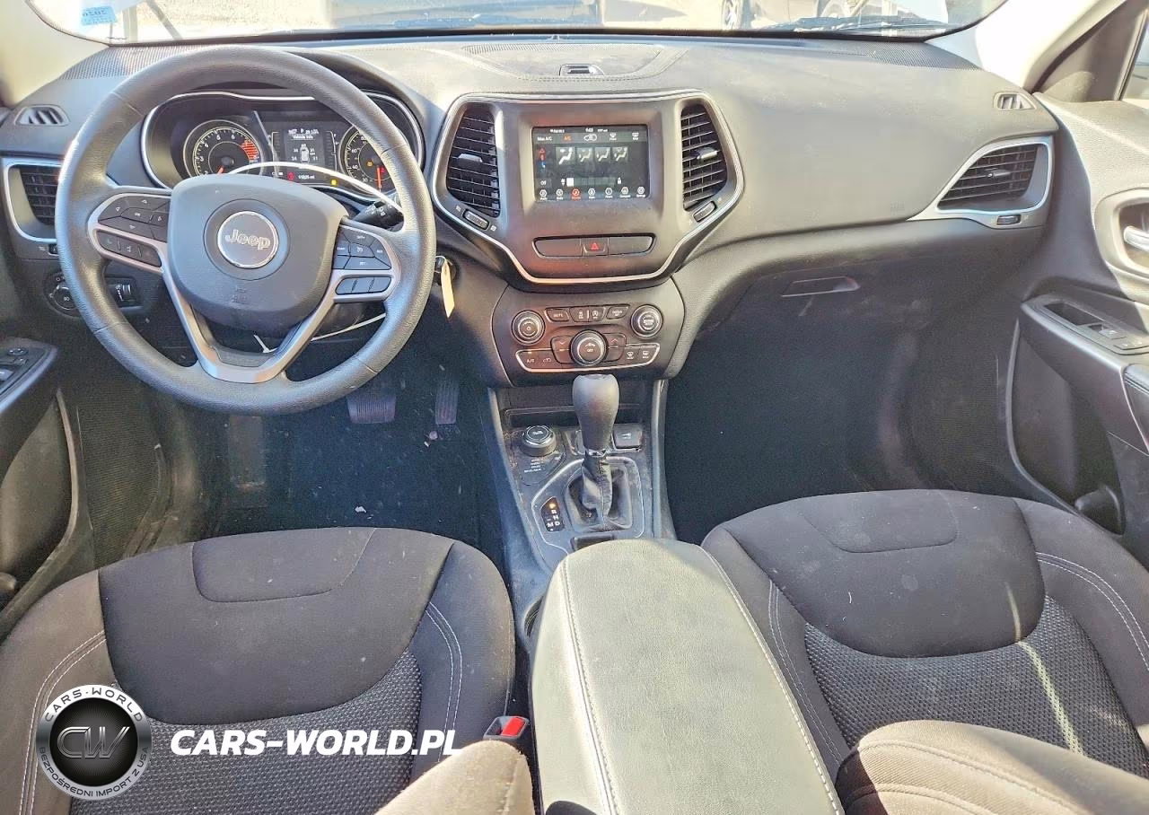 2019 Jeep Cherokee Latitude VIN:1C4PJMCX3KD342856 - 8