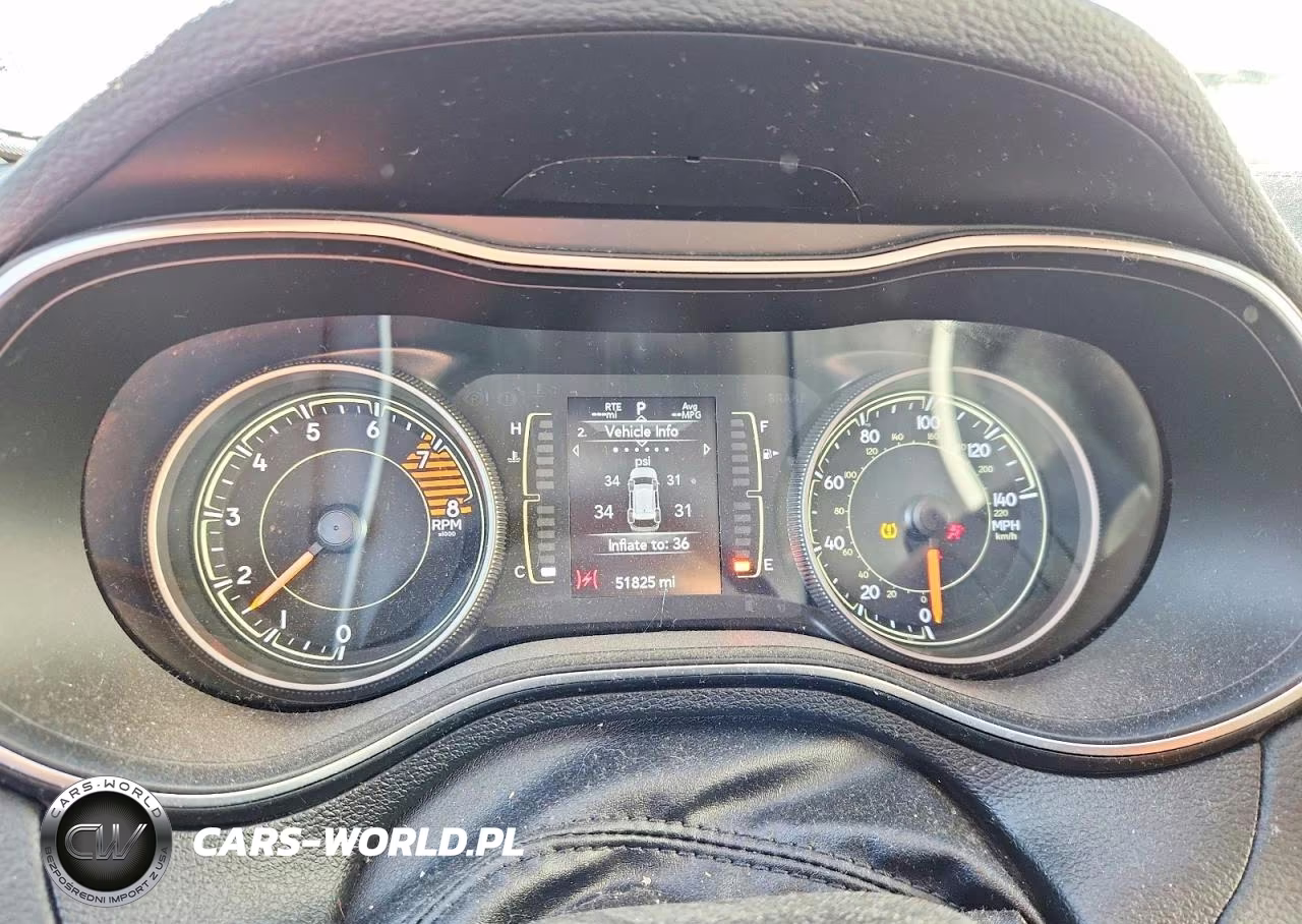 2019 Jeep Cherokee Latitude VIN:1C4PJMCX3KD342856 - 9