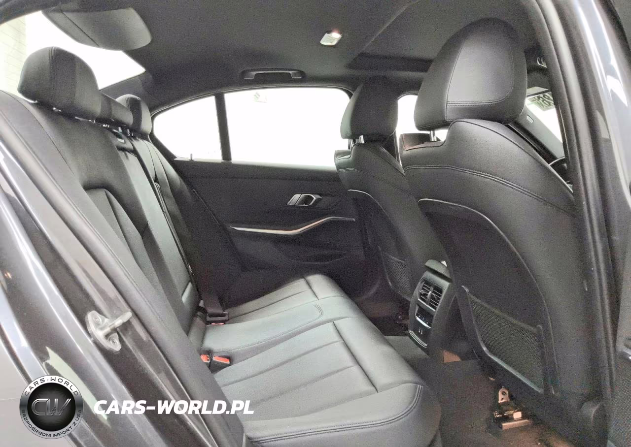 2021 BMW 330Xi VIN:3MW5R7J04M8B50138 - 10