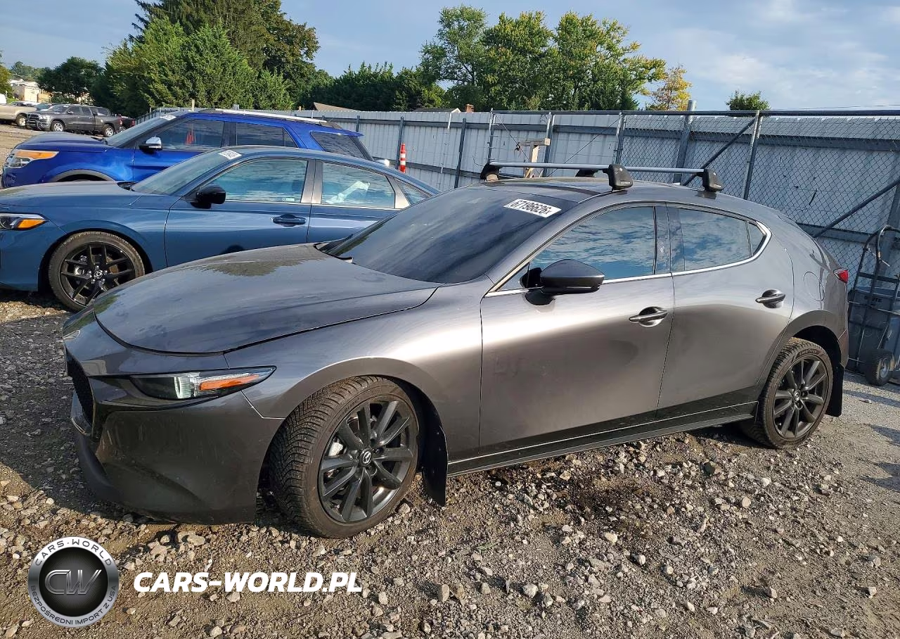 2023 Mazda 3 Premium