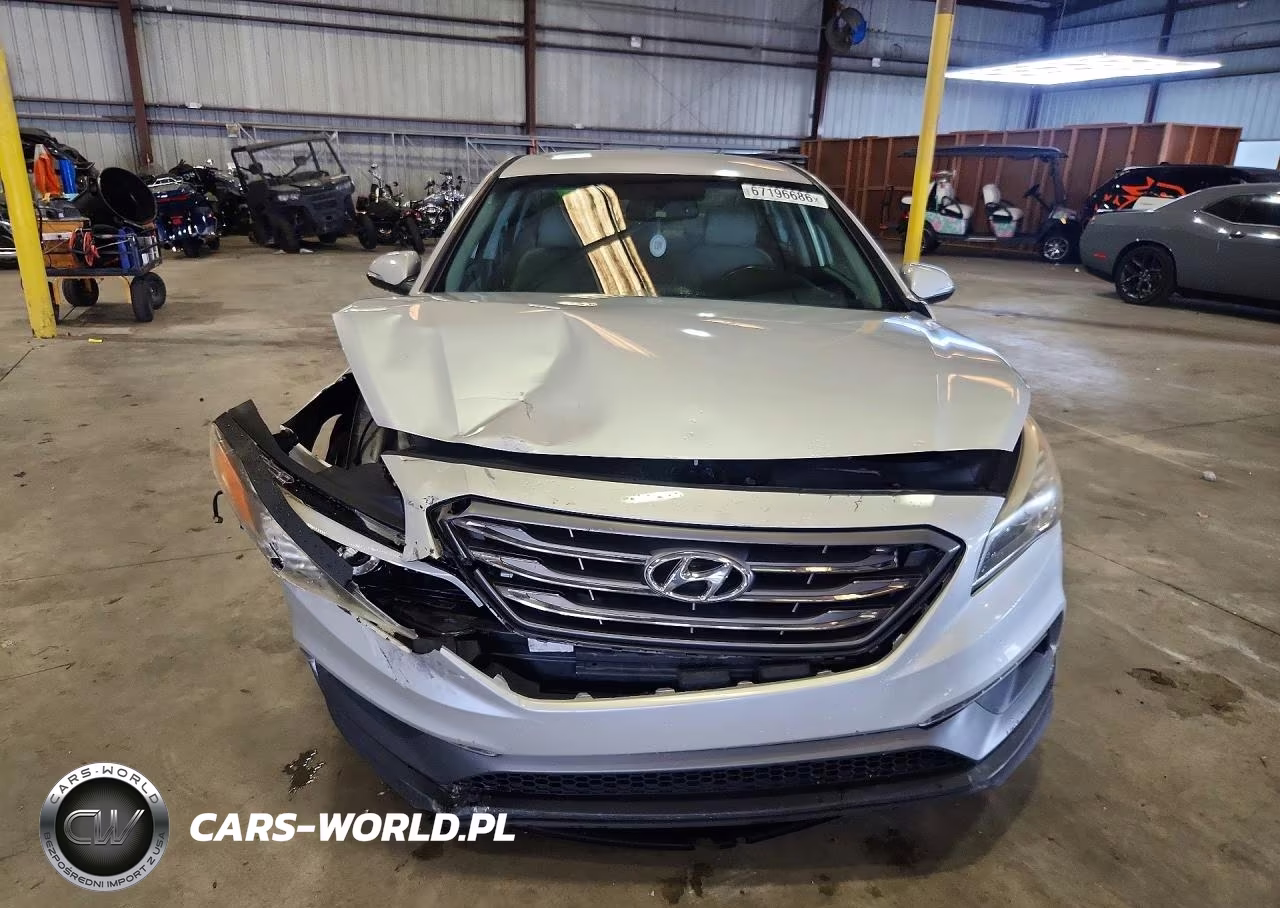 2015 Hyundai Sonata Sport VIN:5NPE34AF1FH182696 - 5