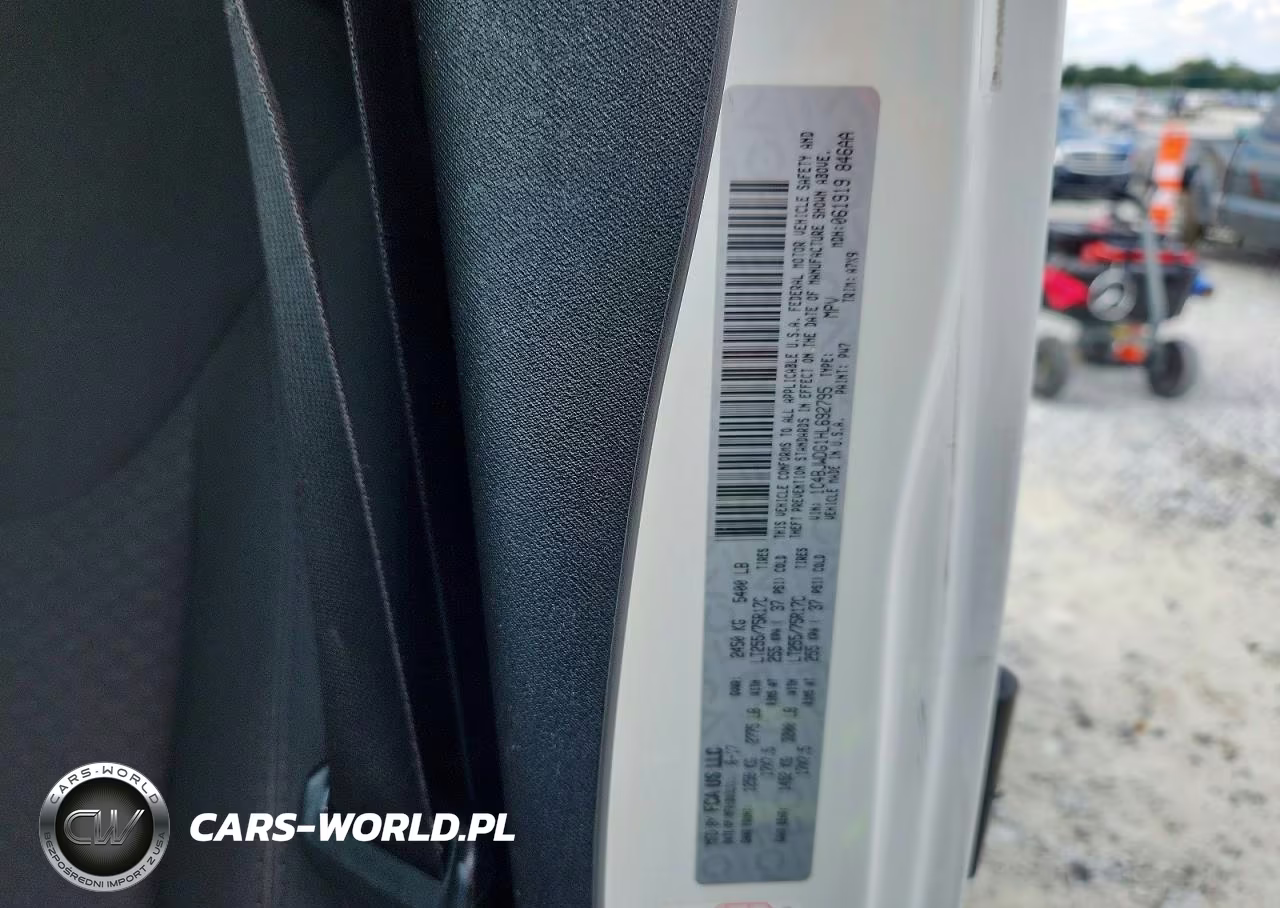 2017 Jeep Wrangler Unlimited Sport VIN:1C4BJWDG1HL692795 - 13