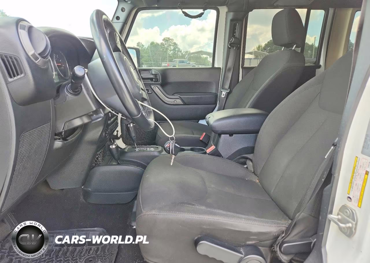 2017 Jeep Wrangler Unlimited Sport VIN:1C4BJWDG1HL692795 - 7