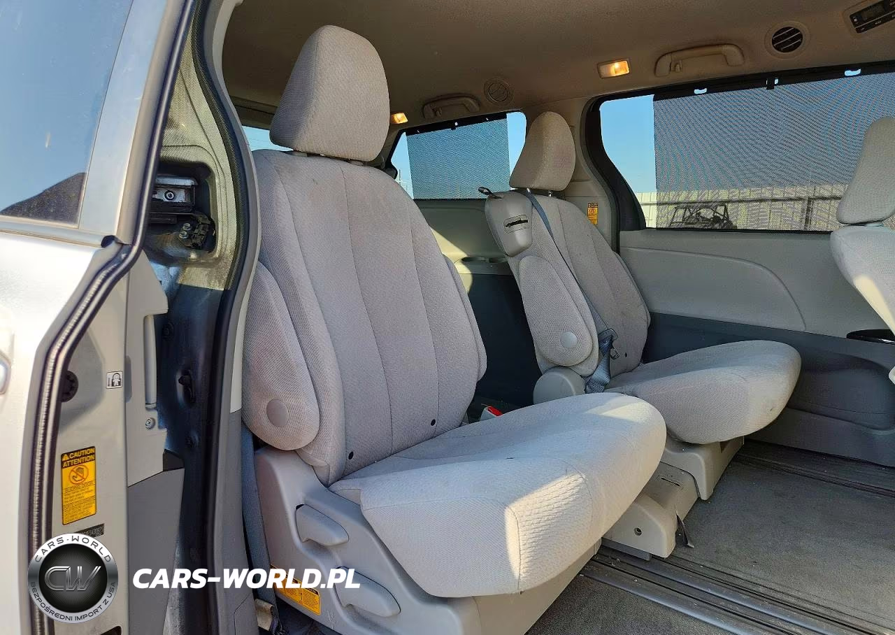 2014 Toyota Sienna Le VIN:5TDKK3DC1ES430875 - 11