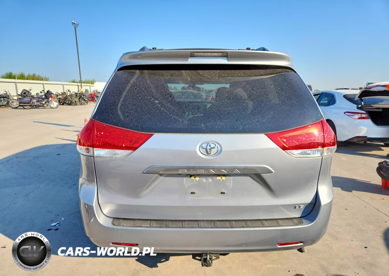 2014 Toyota Sienna Le VIN:5TDKK3DC1ES430875 - 6