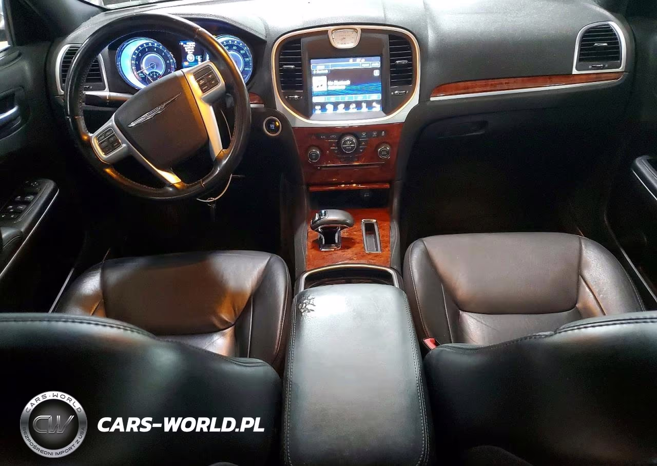 2014 Chrysler 300 VIN:2C3CCAAGXEH375326 - 8