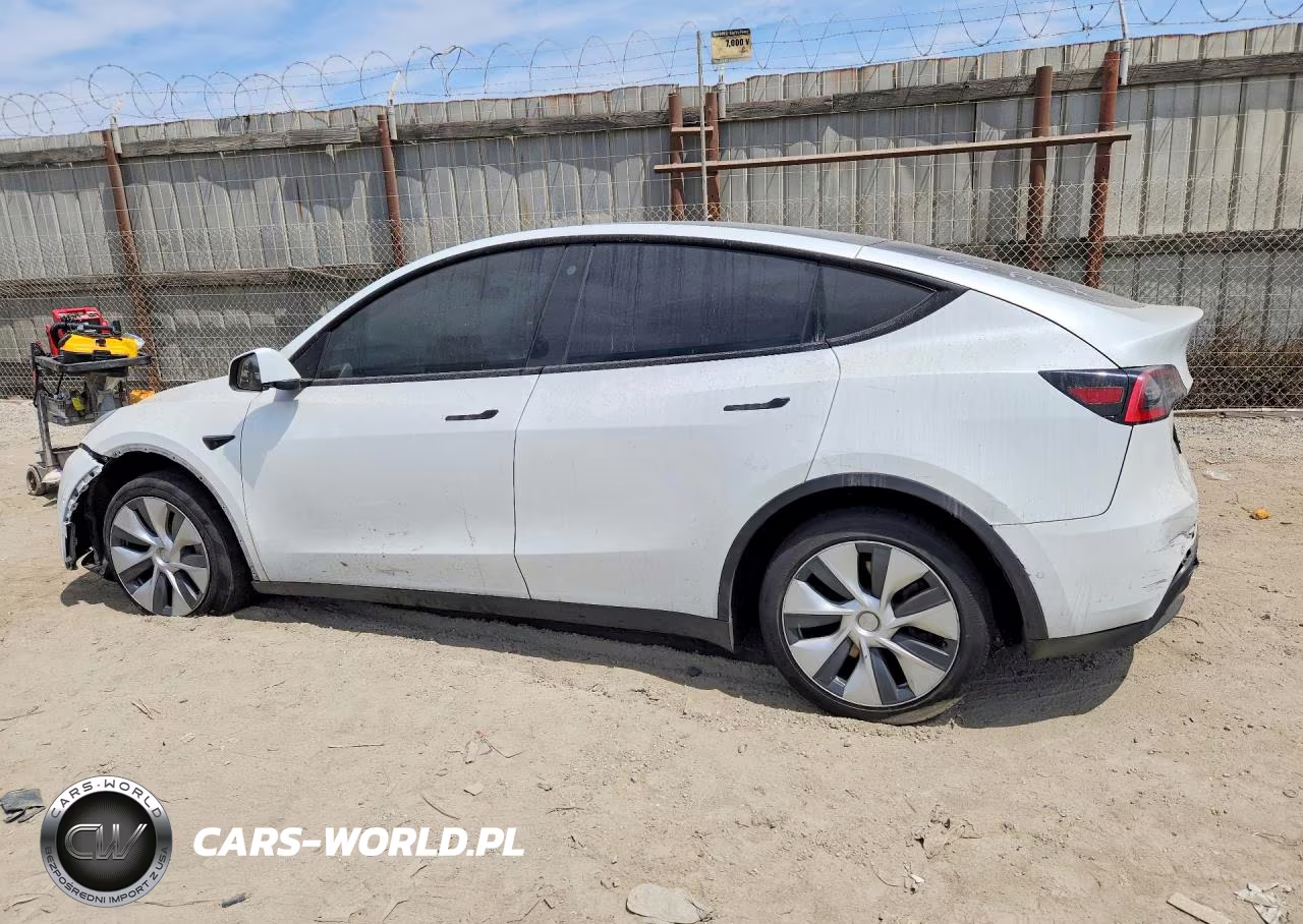 2021 Tesla Model Y VIN:5YJYGDEE4MF086494 - 2