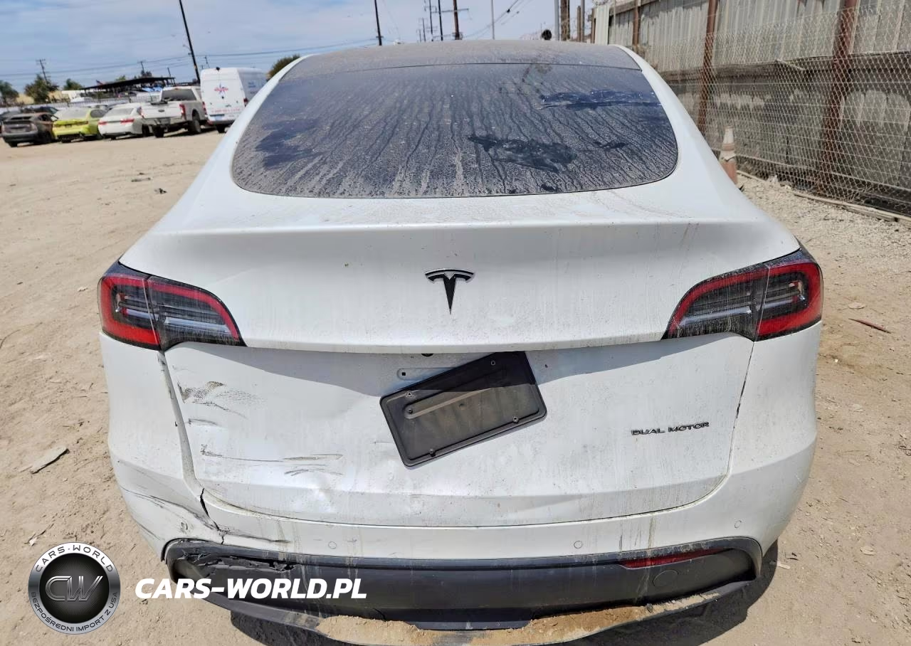 2021 Tesla Model Y VIN:5YJYGDEE4MF086494 - 6