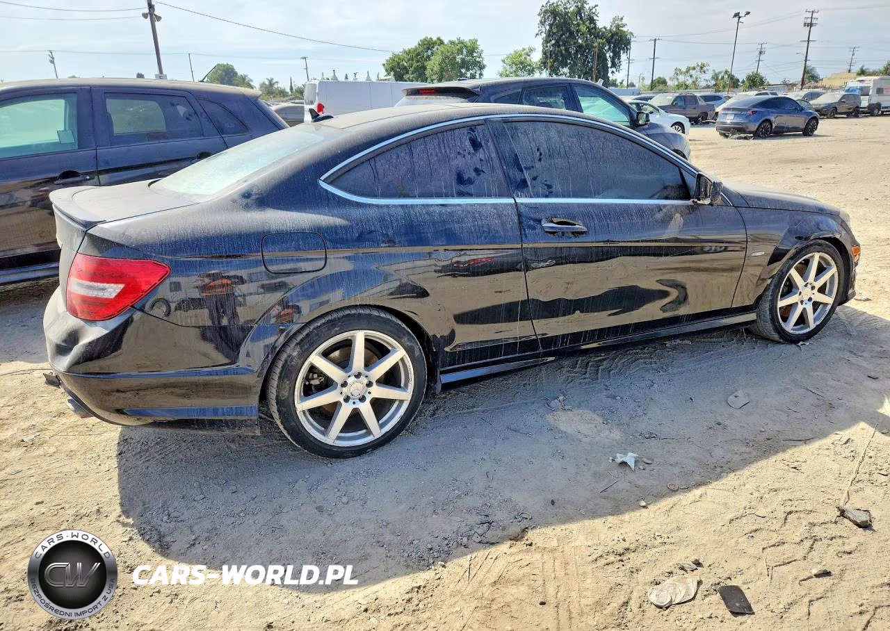 2012 Mercedes-Benz C 350 VIN:WDDGJ5HB5CF936542 - 3