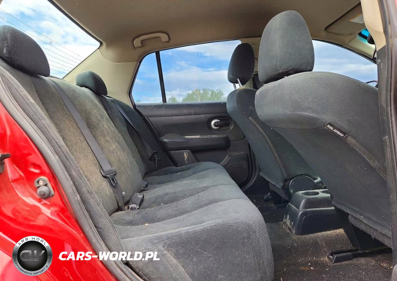 2010 Nissan Versa 1.8 S VIN:3N1BC1AP0AL408359 - 10