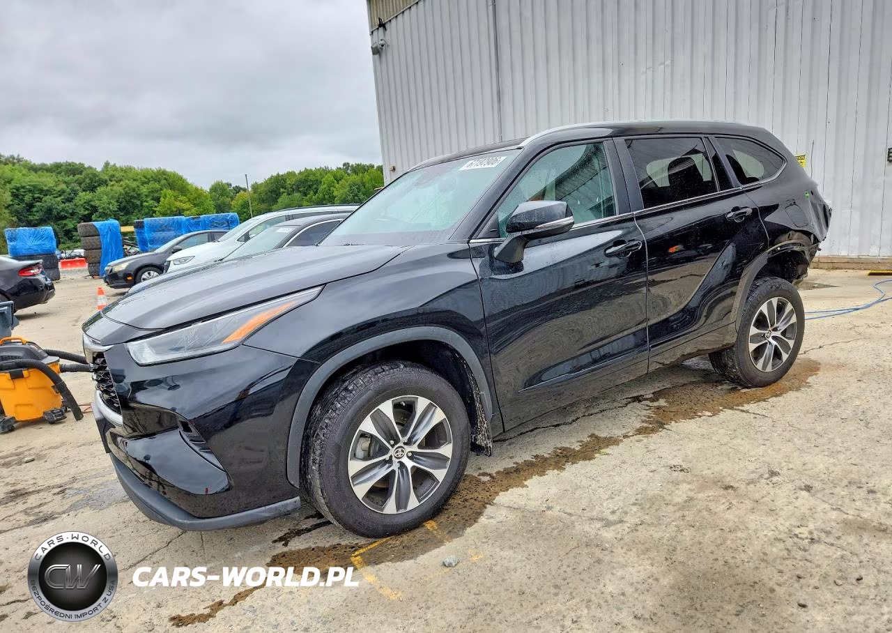 2023 Toyota Highlander Xle VIN:5TDKDRBH2PS041581 - 1