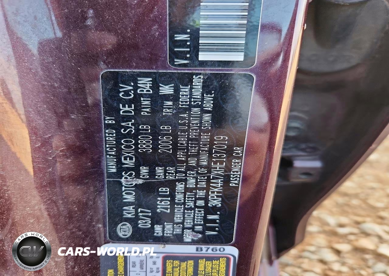 2017 Kia Forte Lx VIN:3KPFK4A7XHE137019 - 12
