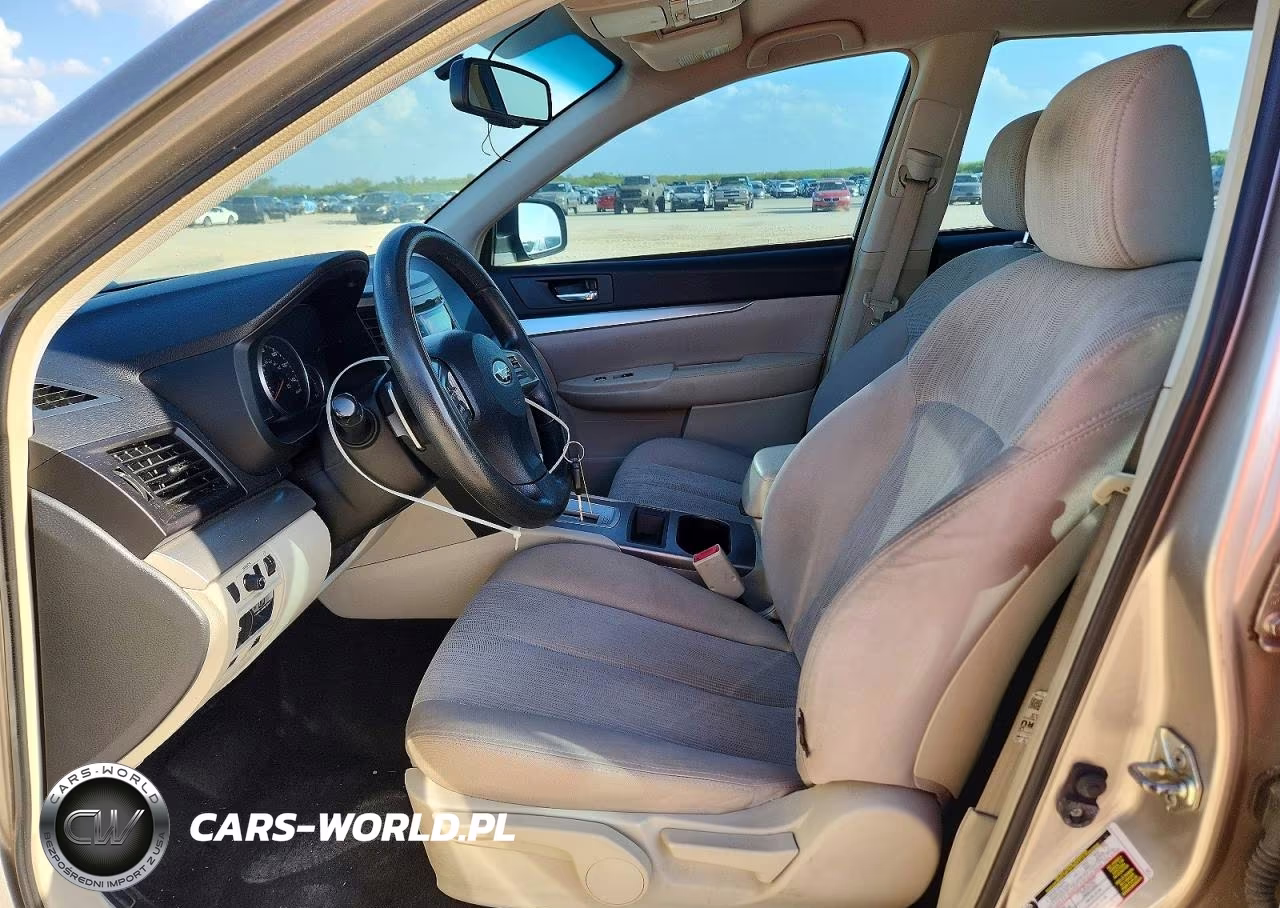 2014 Subaru Outback 2.5I VIN:4S4BRCAC8E3215295 - 7