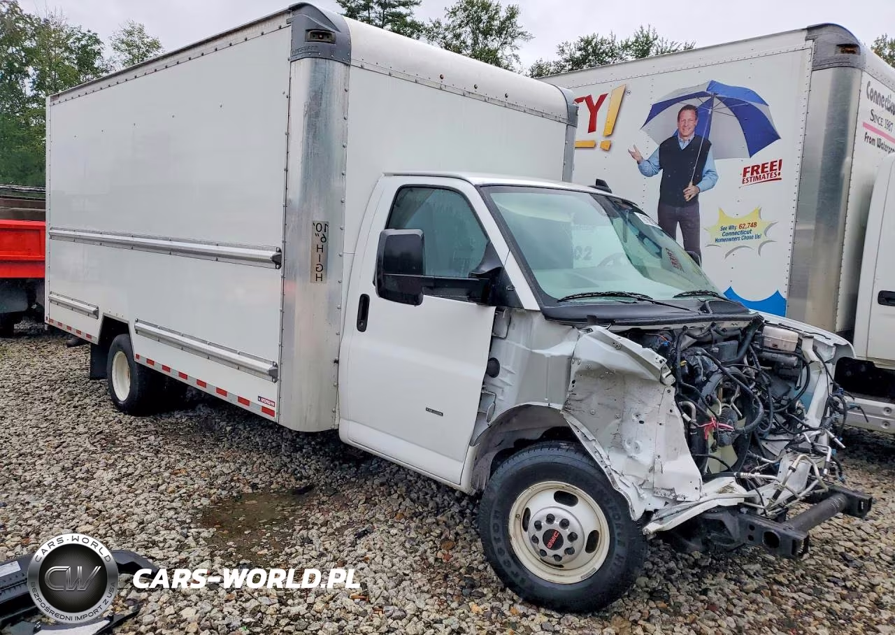 2021 GMC Savana Box Truck VIN:7GZ37TC72MN013525 - 4