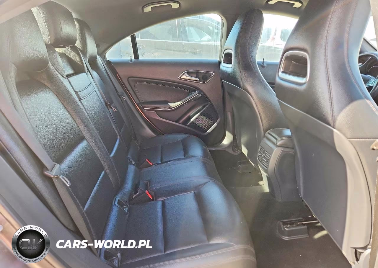 2015 Mercedes-Benz Cla 250 VIN:WDDSJ4EB6FN186975 - 10