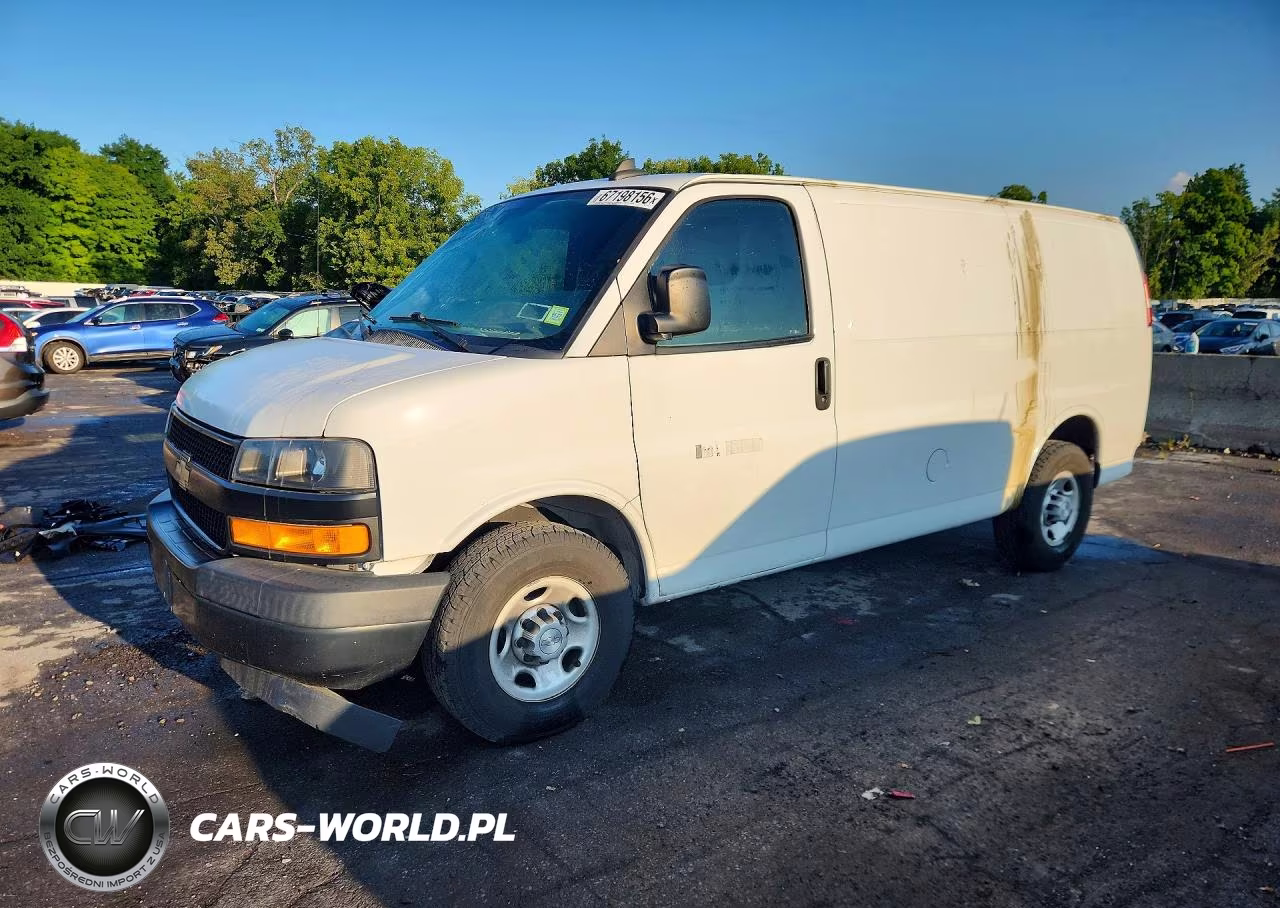 2018 Chevrolet Express G2500