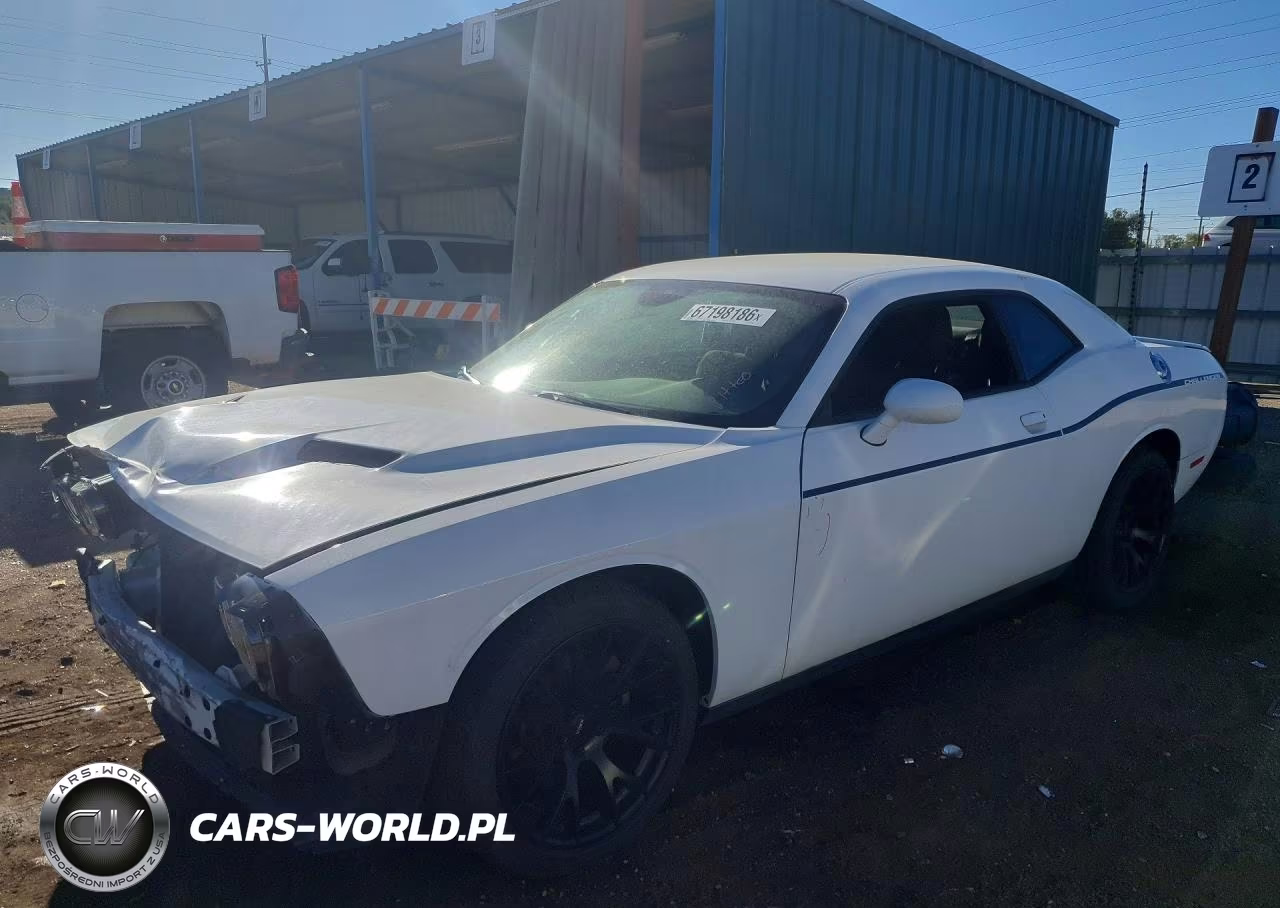 2015 Dodge Challenger Sxt – zdjęcie 1 z 12