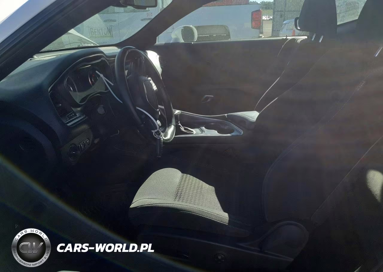 2015 Dodge Challenger Sxt VIN:2C3CDZAG9FH723260 - 7