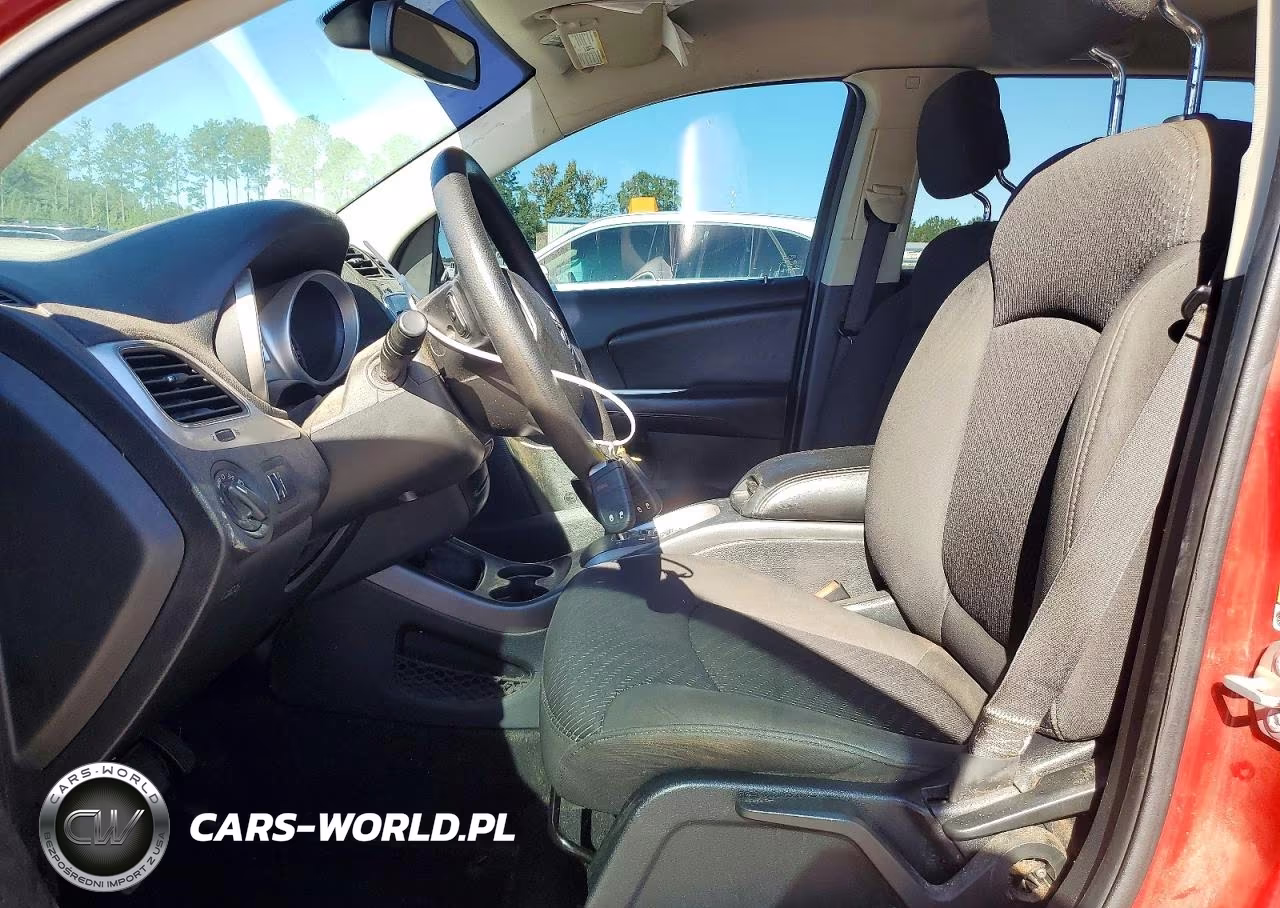 2018 Dodge Journey Se VIN:3C4PDCAB2JT426975 - 7