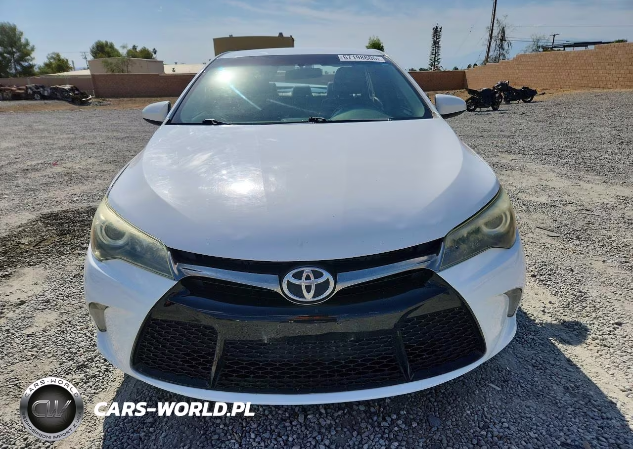 2015 Toyota Camry Se VIN:4T1BF1FK0FU494590 - 5
