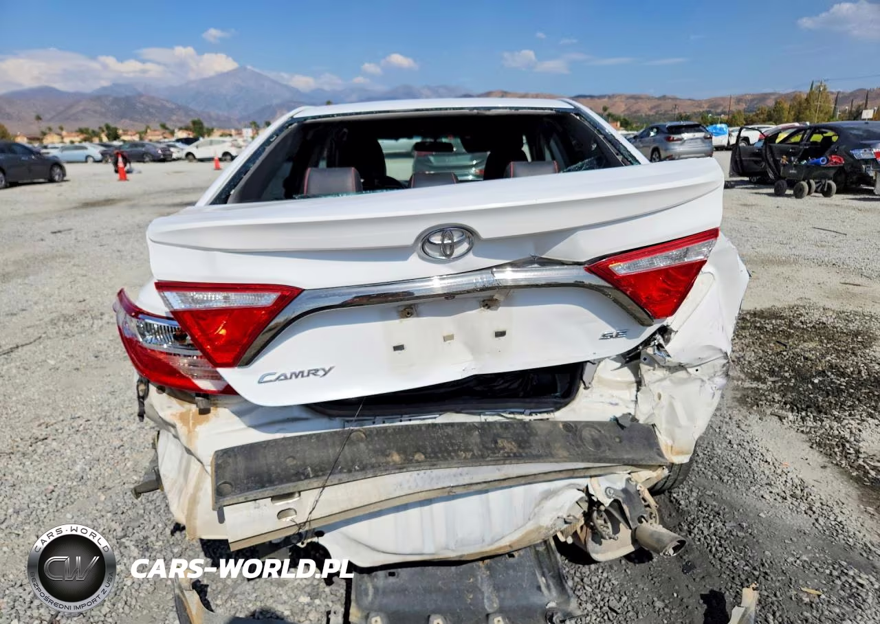 2015 Toyota Camry Se VIN:4T1BF1FK0FU494590 - 6