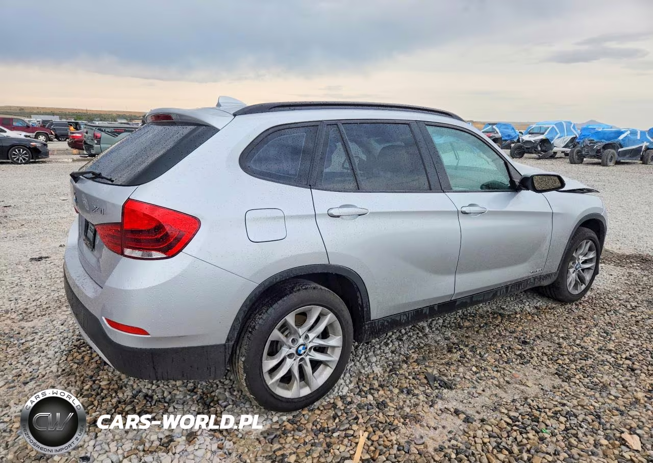 2015 BMW X1 xDrive28I VIN:WBAVL1C56FVY33739 - 3