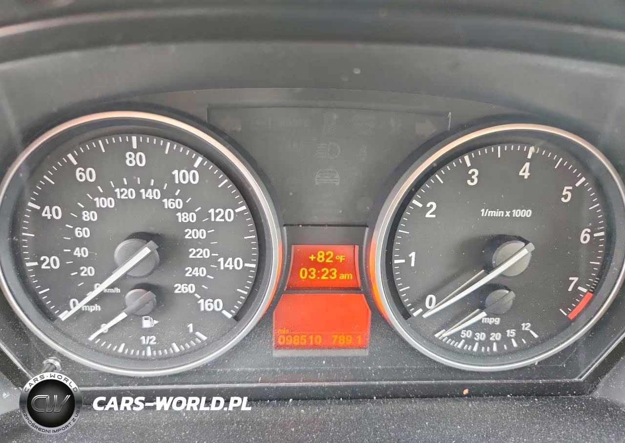 2015 BMW X1 xDrive28I VIN:WBAVL1C56FVY33739 - 9