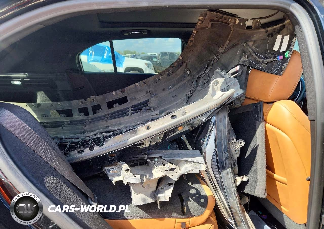 2019 Cadillac Xt4 Sport VIN:1GYFZFR48KF112418 - 10