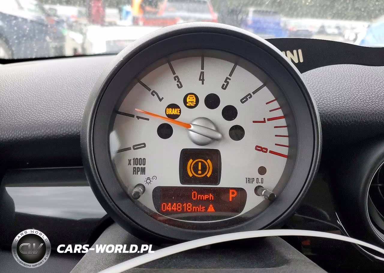 2013 Mini Cooper VIN:WMWSU3C58DT682486 - 9